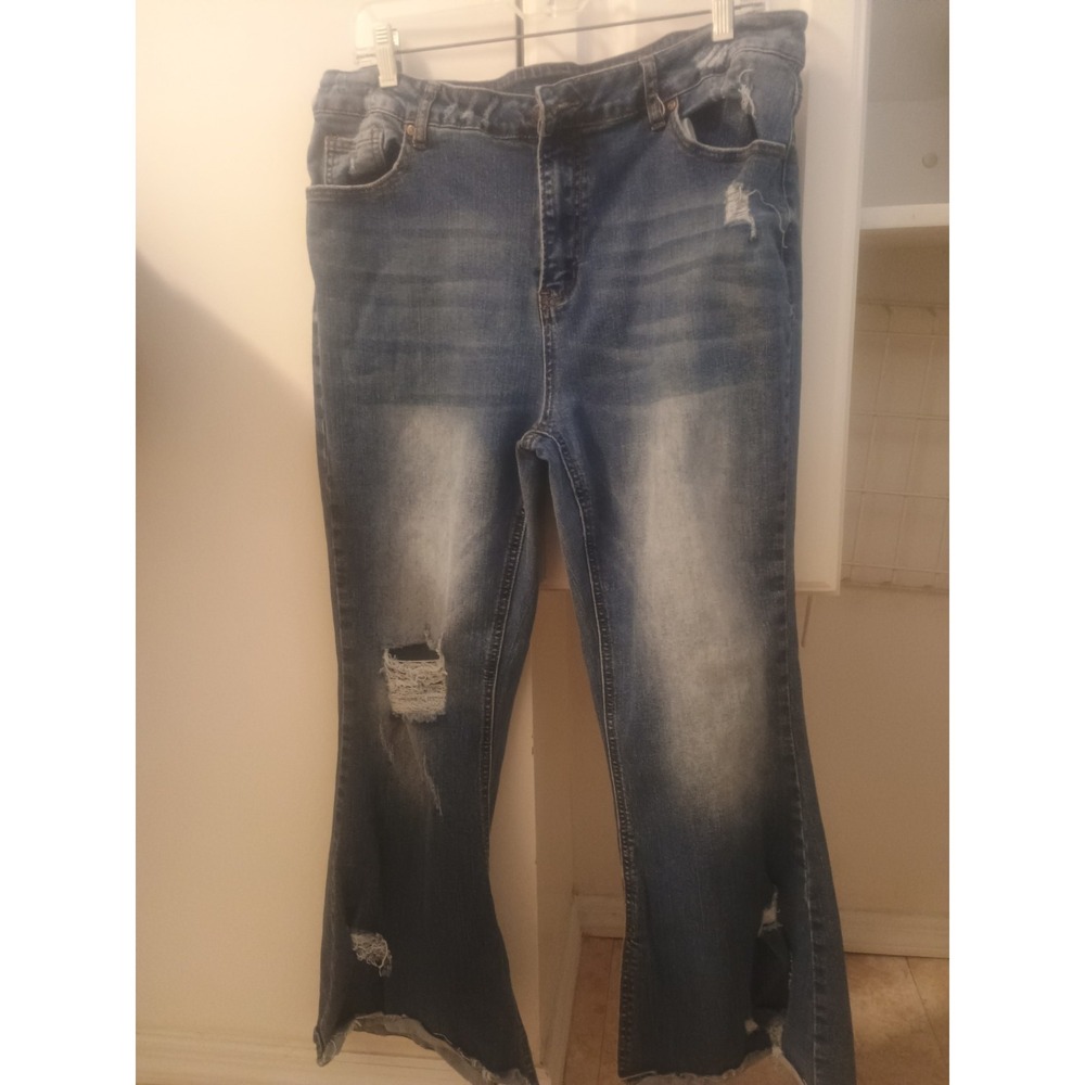 Judy Blue Women's Jeans Cotton Blend, Flare Fit, Distressed Leg Size 2X
